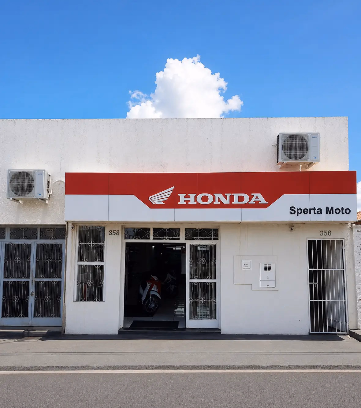 Fachada Sperta Moto Honda Lençóis Paulista - 7 de 20