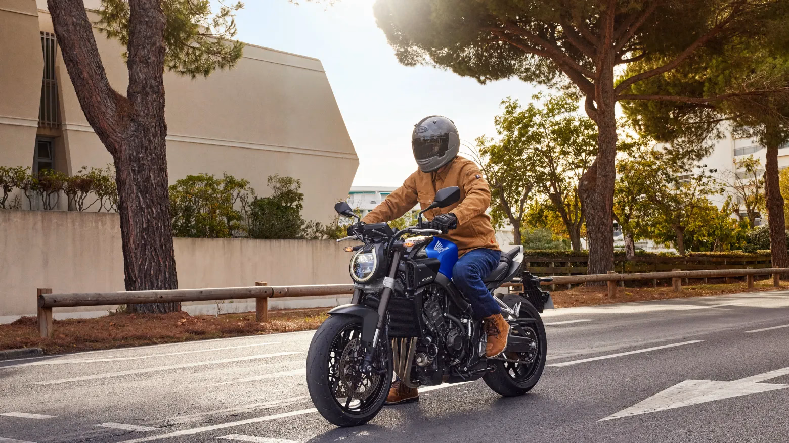 CB 650R E-Clutch - galeria - 14 - 2 de 17